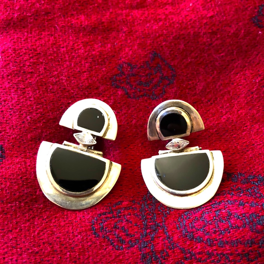 Vintage sterling onyx and zirconia earring. - Picture 3 of 5